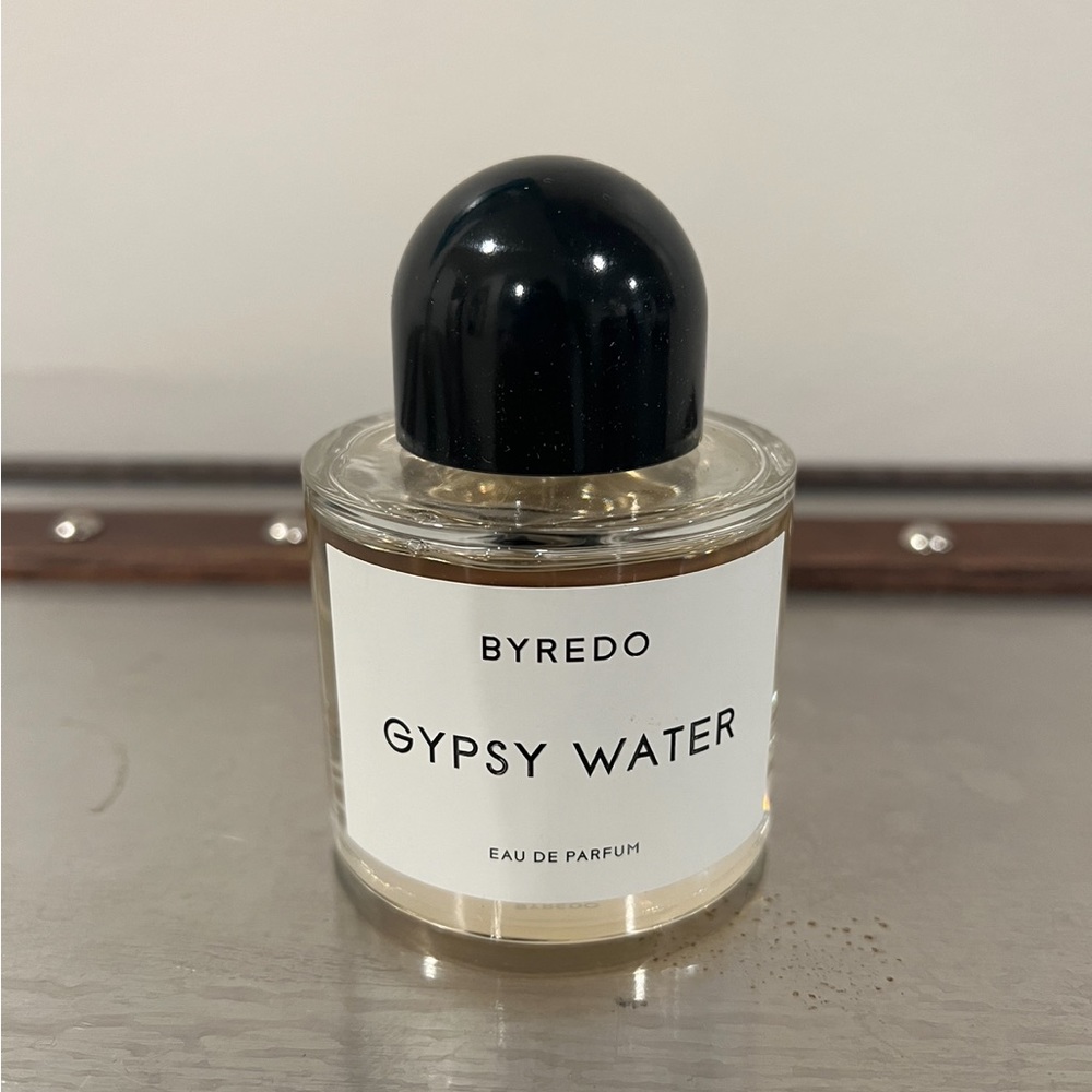 Perfume - Picture 2 of 2